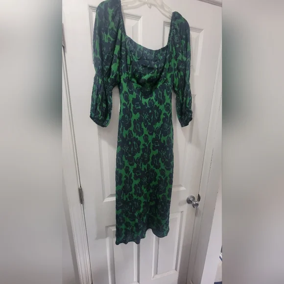 Peter Som Green Puff Sleeve Sundress.   Size 4 - Picture 3 of 8